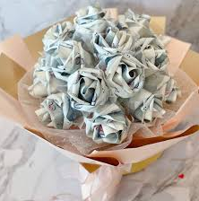 Money Bouquet With Roses: